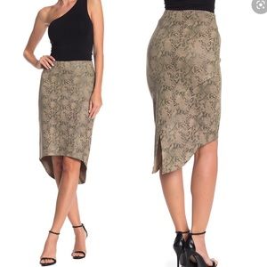 Level 99 Elle Faux Suede Snake Print Bodycon Skirt
